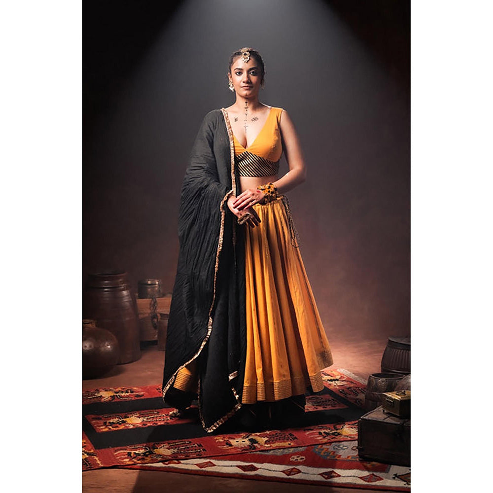 Taraasi Swarnika Mustard Double Layered Mulmul Cotton Ghaghara Skirt