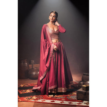 Taraasi Komolika Maroon Mulmul Cotton Kalidar Ghaghara Skirt