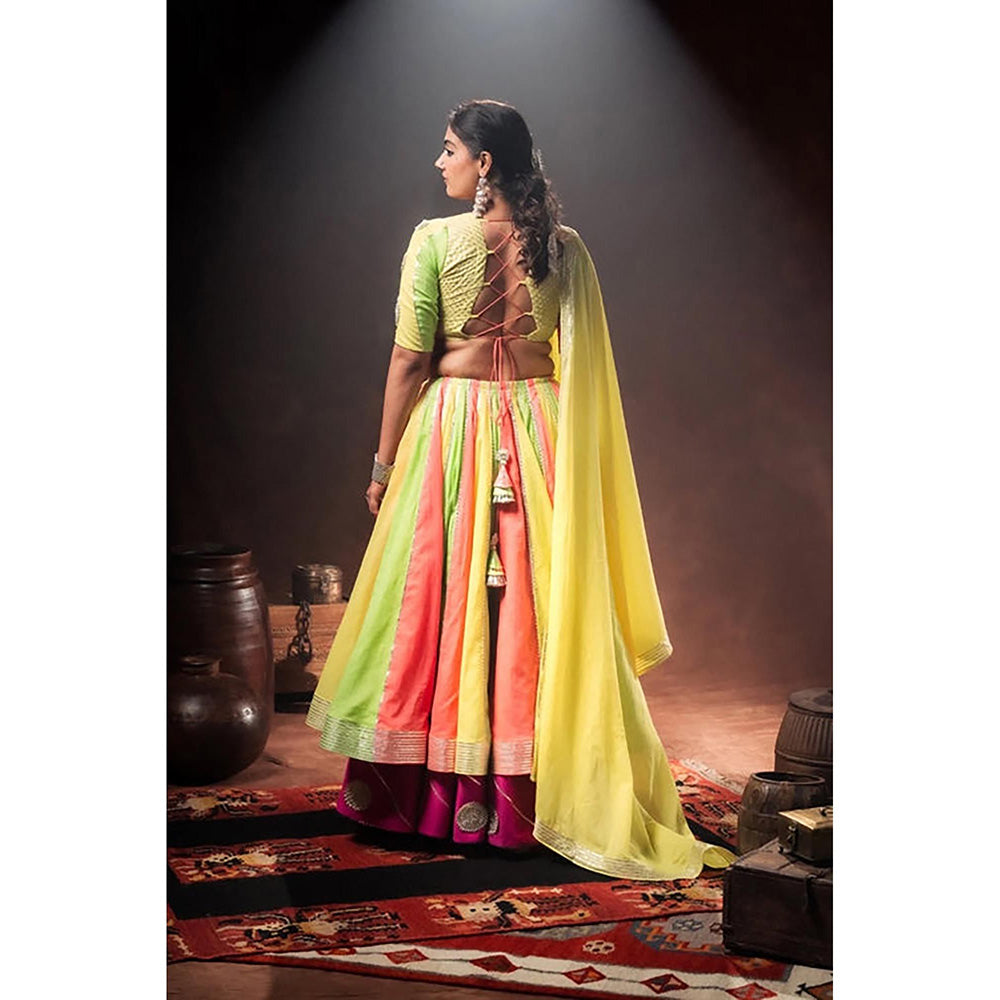 Taraasi Raseeli Multicolor Double Layered Mulmul Cotton Kalidar Ghaghara Skirt