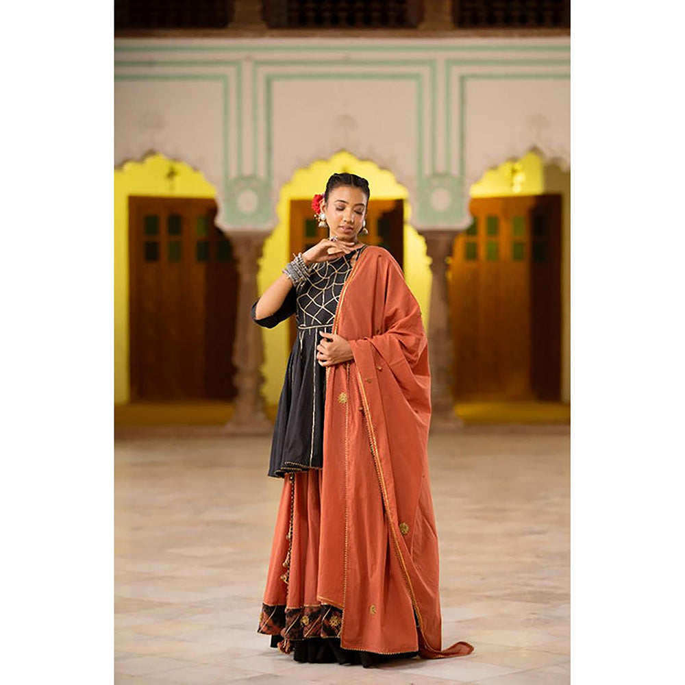 Taraasi MANTASHA' Black Mulmul Cotton Kalidar Kurta