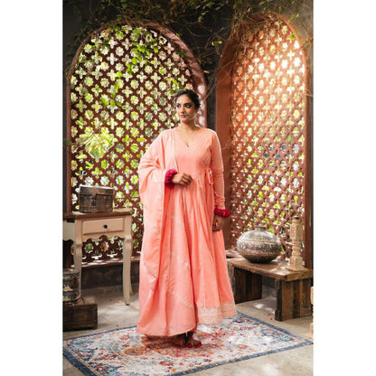 Taraasi Sahiba' Peach Mulmul Cotton Anarkali