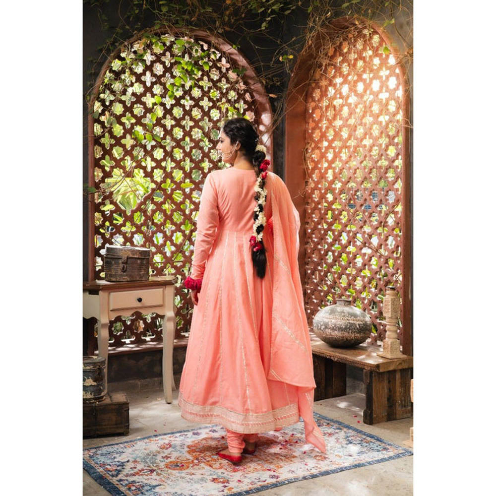 Taraasi Sahiba' Peach Mulmul Cotton Anarkali