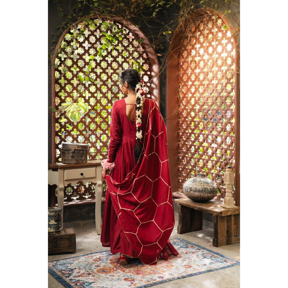 Taraasi Gulabjal' Maroon Mulmul Cotton Anarkali