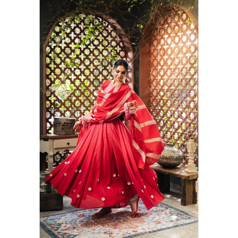 Taraasi Dilruba' Pink and Maroon Ombre Mulmul Cotton Anarkali