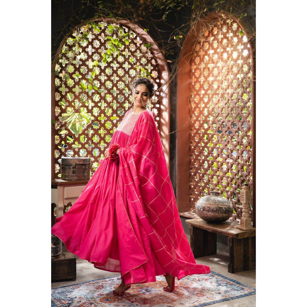 Taraasi Ittr-E-Gul' Rani Pink Mulmul Cotton Anarkali