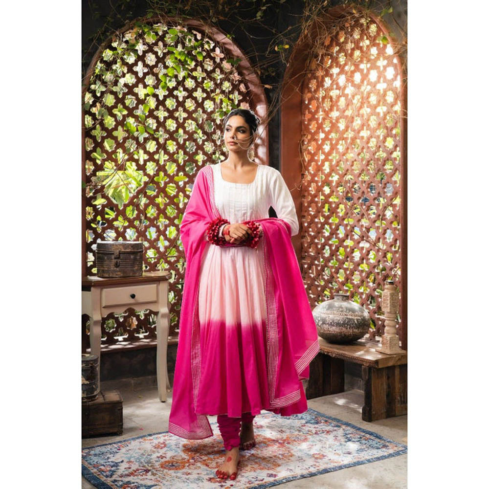 Taraasi Rooh-Afza' Pink and Ombre Mulmul Cotton Anarkali
