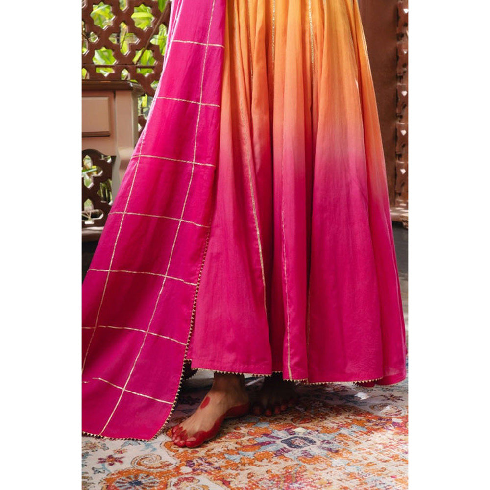 Taraasi Seher' Yellow and Pink Ombre Mulmul Cotton Anarkali