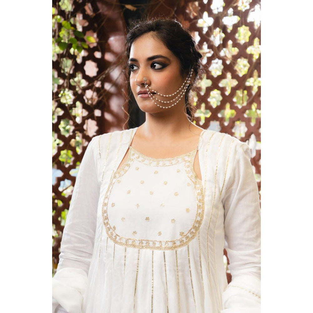 Taraasi Chaand Bibi' White Mulmul Cotton Anarkali