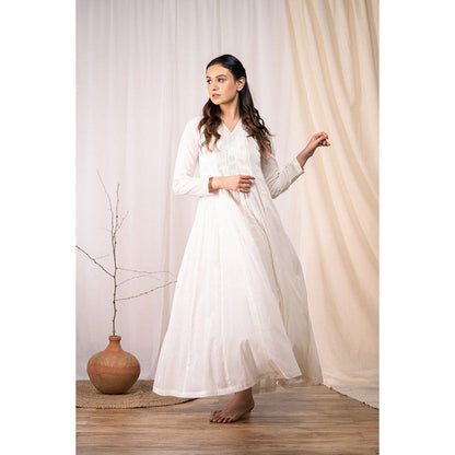 Taraasi Moon Dance' Off White Mulmul Cotton Dress