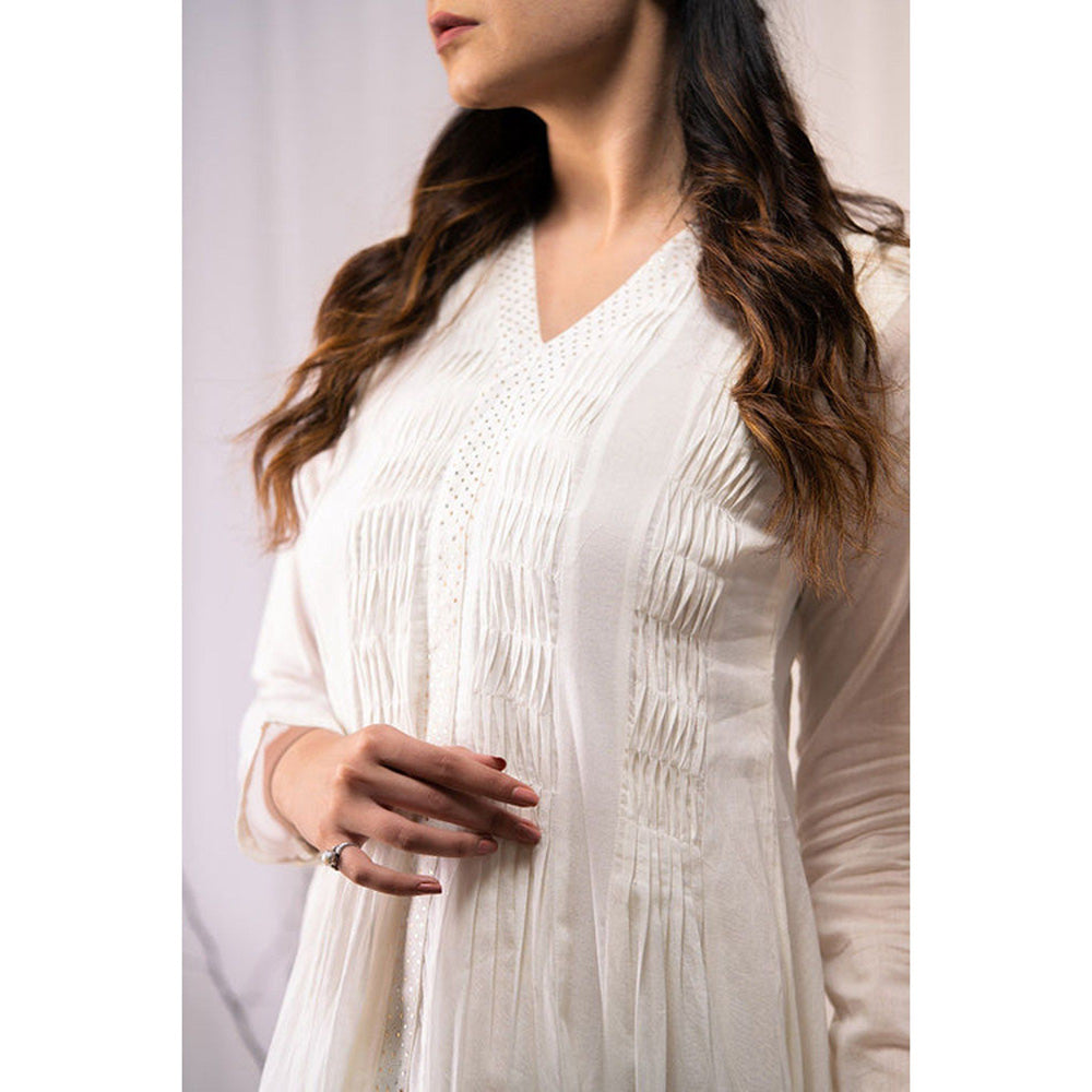 Taraasi Moon Dance' Off White Mulmul Cotton Dress