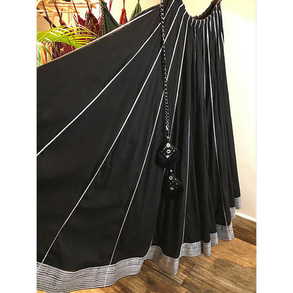 Taraasi Chandni Raat' Black Mulmul Cotton Kalidar Ghaghara Skirt