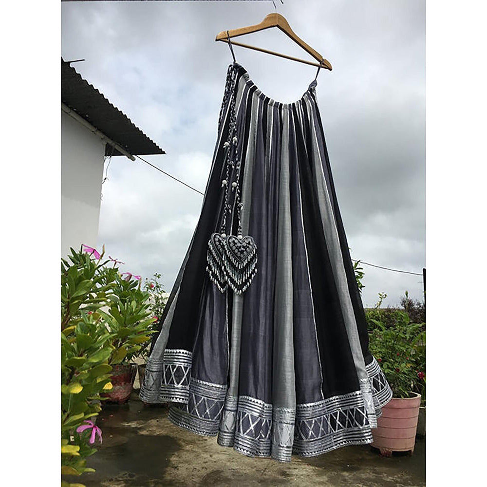 Taraasi Syaahi' Multicolor Handloom Chanderi Silk Kalidar Ghaghara Skirt