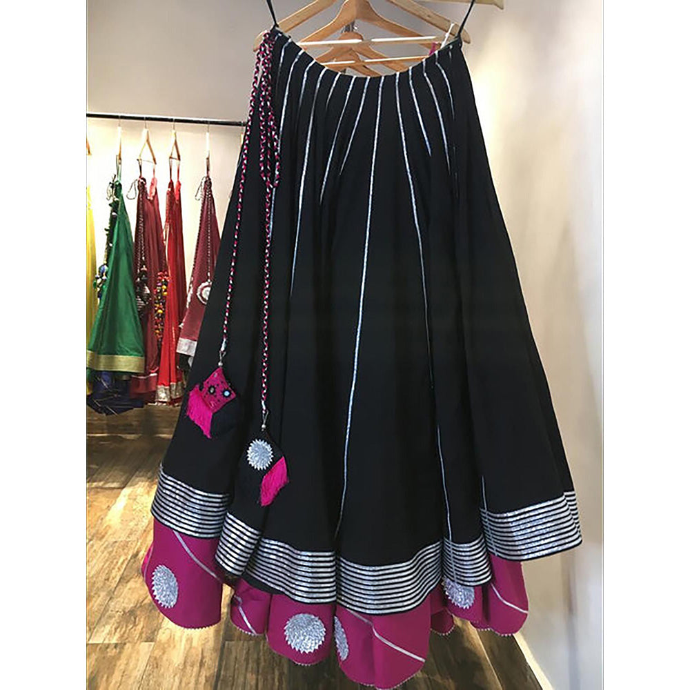 Taraasi Madhubala' Black and Pink Mulmul Cotton Kalidar Ghaghara Skirt