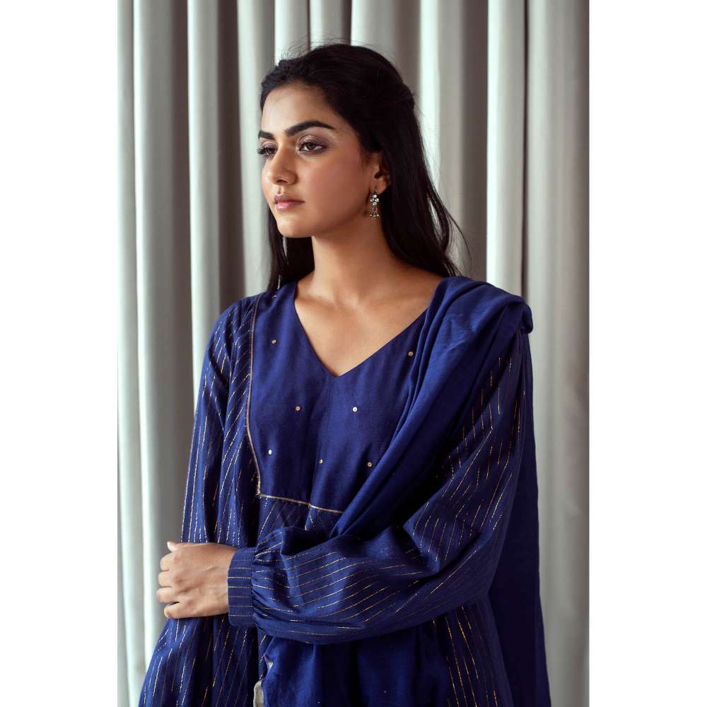 Taro India Blue & Gold Anarkali Kurta (Set of 3)