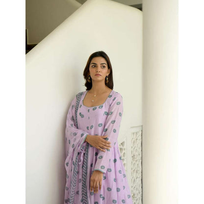 Taro india Fresh and Wild Kurta with Pant and Dupatta (Set of 3)