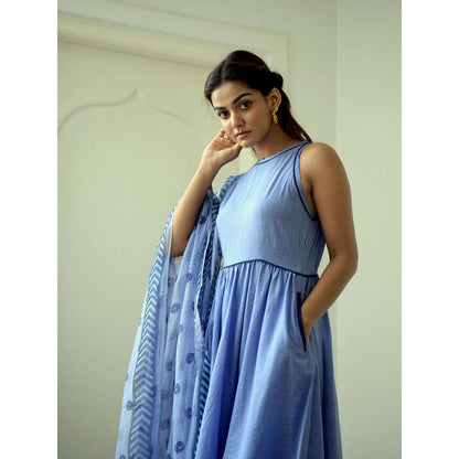 Taro india Persian indigo Kurta with Pant and Dupatta (Set of 3)