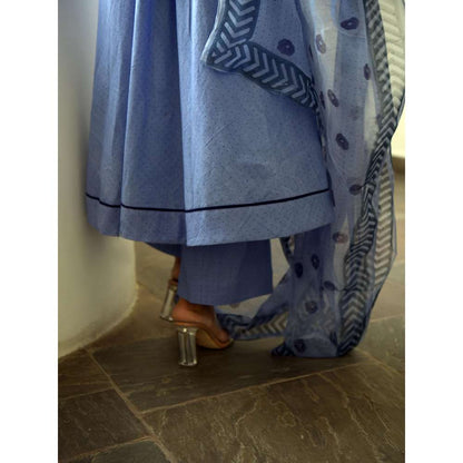 Taro india Persian indigo Kurta with Pant and Dupatta (Set of 3)