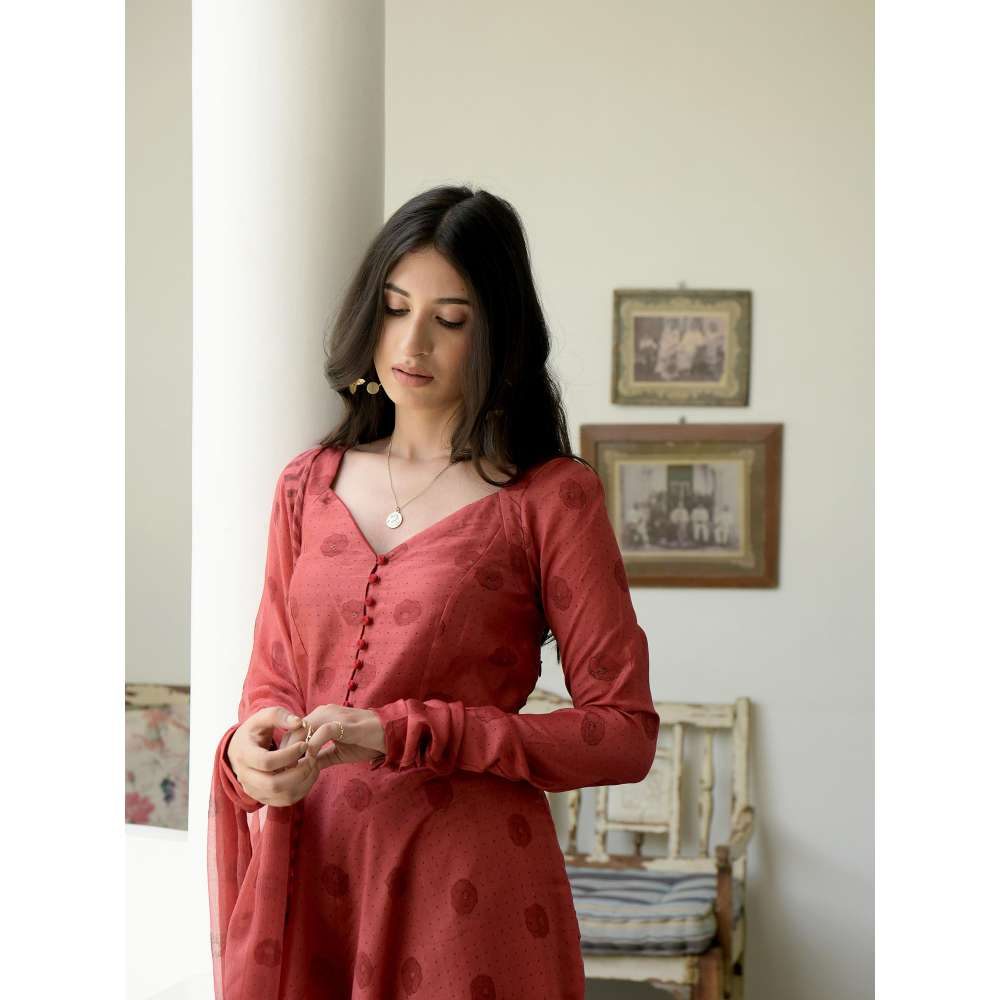 Taro india Dark Amber Kurta with Pant and Dupatta (Set of 3)