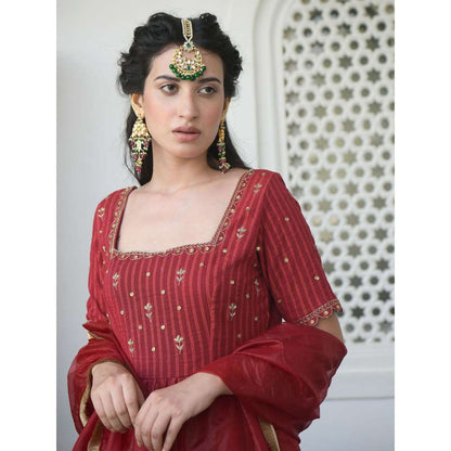 Taro india Cherry Sangria Kurta with Pant and Dupatta (Set of 3)