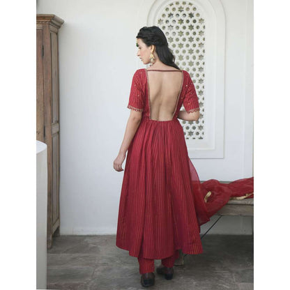 Taro india Cherry Sangria Kurta with Pant and Dupatta (Set of 3)