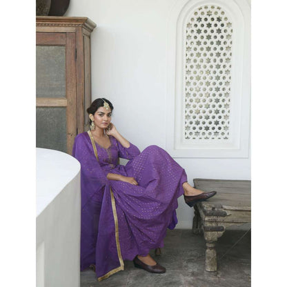 Taro india Dazzling Violet Kurta with Pant and Dupatta (Set of 3)