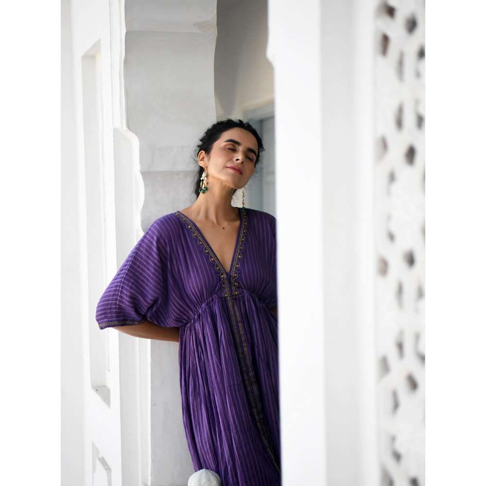 Taro india Dazzling Violet Kaftan with Pant (Set of 2)