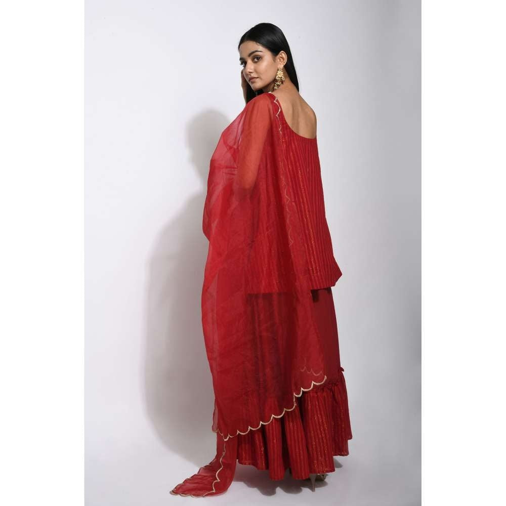 Taro india Crimson Red Kurta with Skirt and Dupatta (Set of 3)