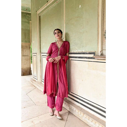 Taro India Surkh Kurta Red (Set of 3)