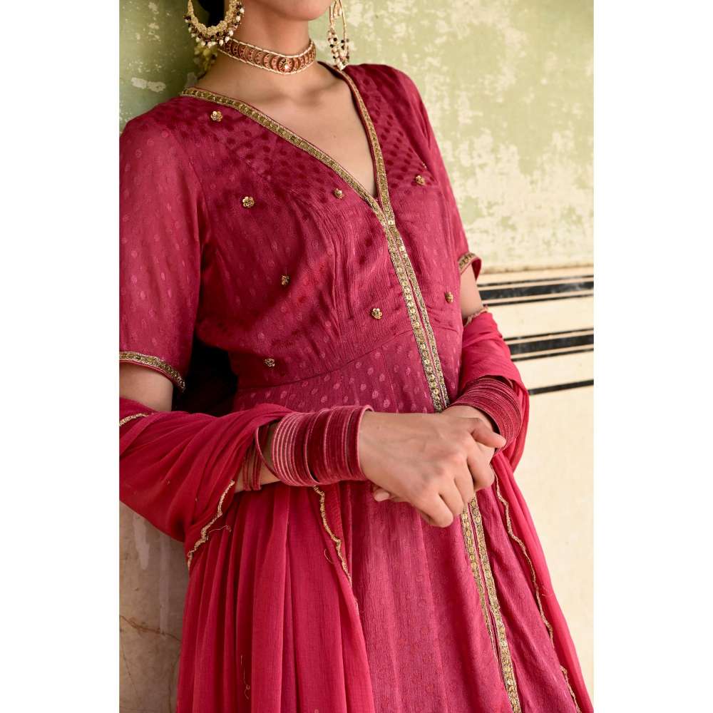 Taro India Surkh Kurta Red (Set of 3)