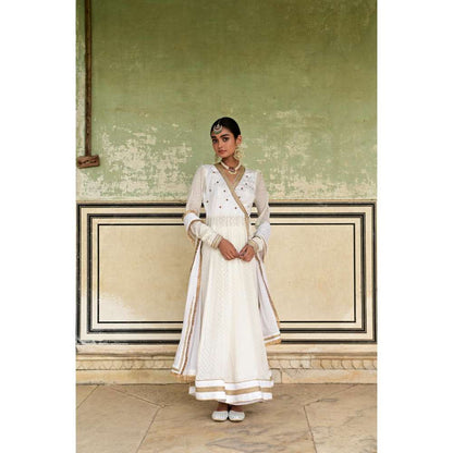 Taro India Masakkli Kurta White (Set of 3)