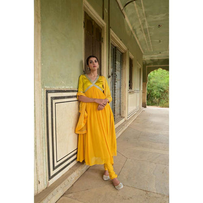 Taro India Kaner Kurta Mustard (Set of 3)
