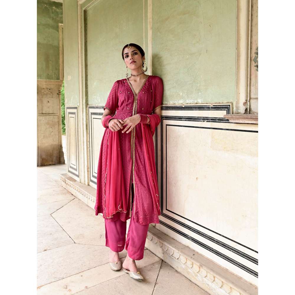 Taro India Surkh Maroon Kurta with Pant & Dupatta (Set of 3)