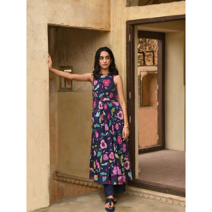 Taro India Berry Bloom Kurta with Pant and Dupatta (Set of 3)