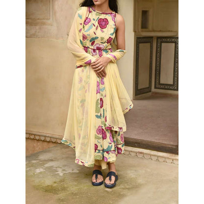 Taro India CanaryYellow Kurta with Pant and Dupatta (Set of 3)