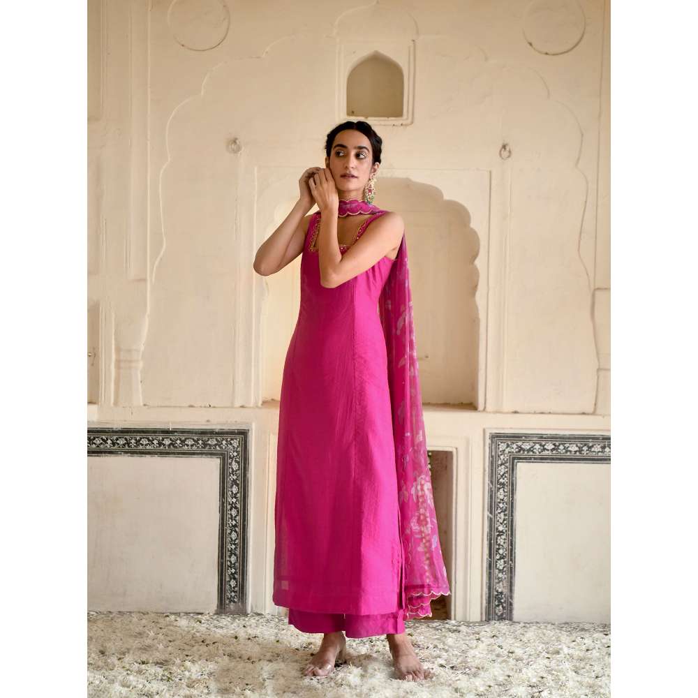 Taro India Pink Rose Kurta with Pant and Dupatta (Set of 3)