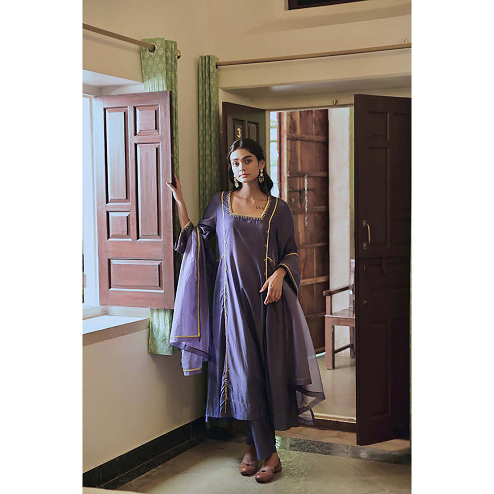 Taro India Shahnaz Kurta With Pant And Dupatta