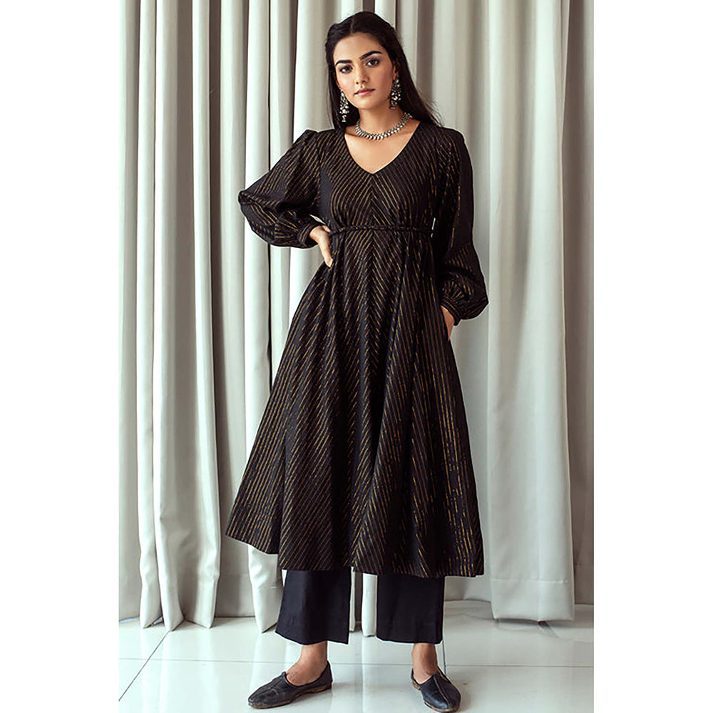 Taro India Vintage Black Kurta With Pant