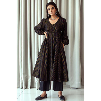 Taro India Vintage Black Kurta With Pant