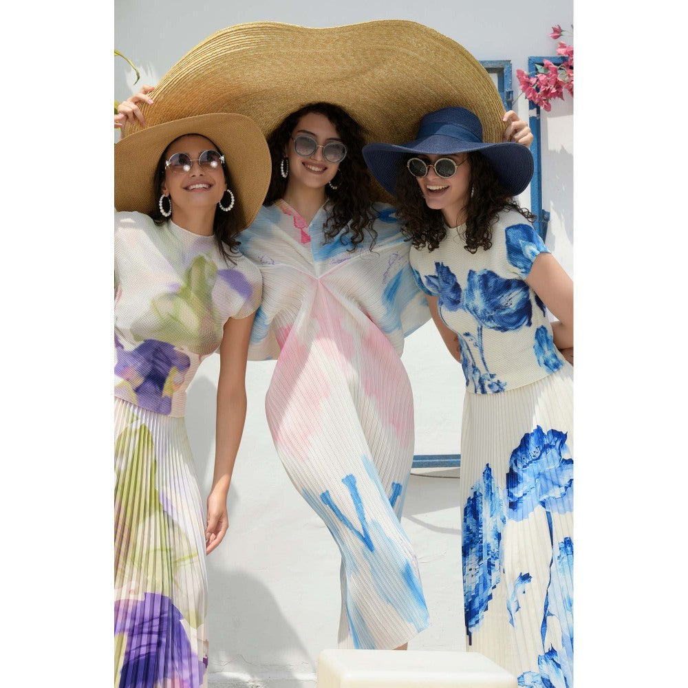 TASUVURE White Kimono Kitsch Colour Splash Dress