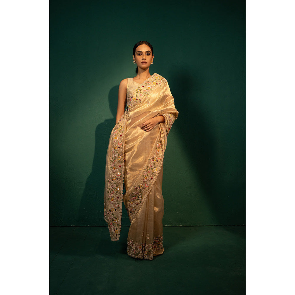 TATWAMM Golden Saree with Unstitched
