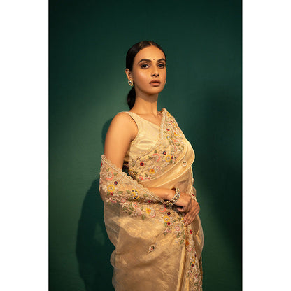 TATWAMM Golden Saree with Unstitched