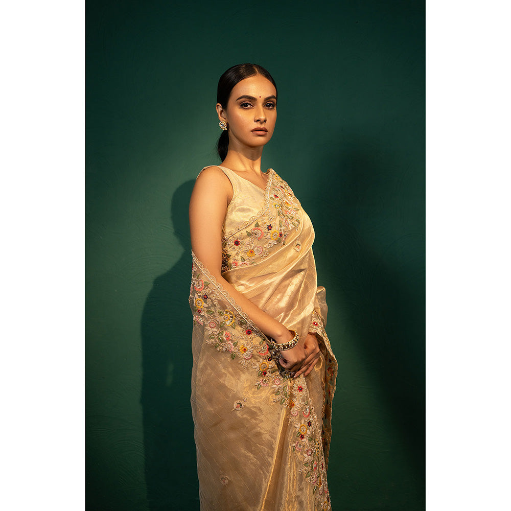 TATWAMM Golden Saree with Unstitched