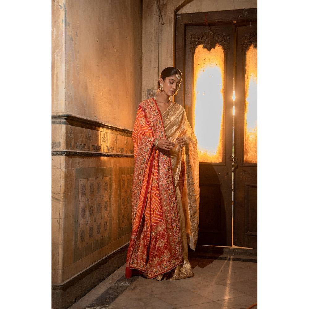 TATWAMM Golden Saree with Unstitched