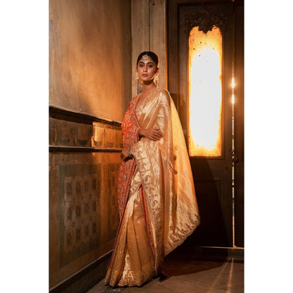 TATWAMM Golden Saree with Unstitched
