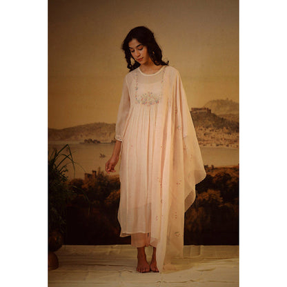 Tatwa Designs Ivory Pink Lovebirds Kurta (Set of 3)