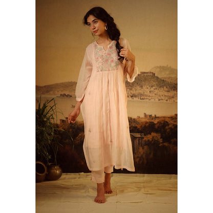 Tatwa Designs Ivory Pink Vineyard Kurta (Set of 3)