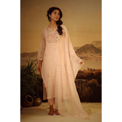 Tatwa Designs Ivory Pink Vineyard Kurta (Set of 3)