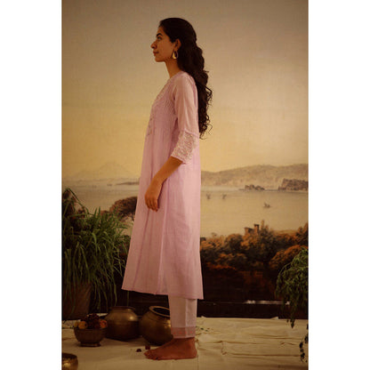 Tatwa Designs Levander Cross Buti Kurta (Set of 3)