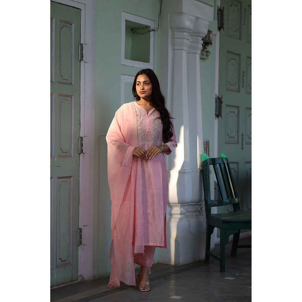 Tatwa Designs Blush Pink Half Lily Kurta with Pant & Dupatta (Set of 3)