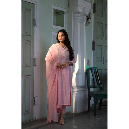 Tatwa Designs Blush Pink Half Lily Kurta with Pant & Dupatta (Set of 3)